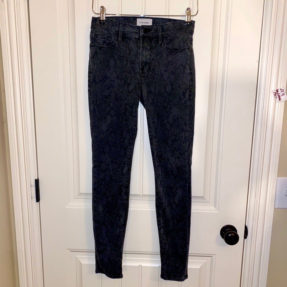 FRAME Le Skinny de Jeanne